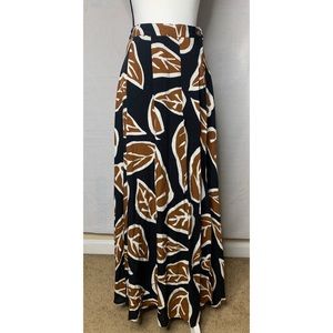 NWOT Who What Wear Wrap Skirt Size 4